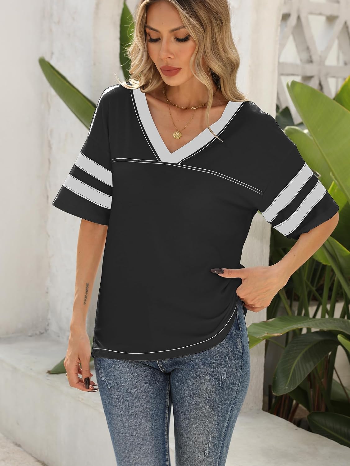 Detalle de Famulily Women’s Casual V Neck Short Sleeve T-Shirt (Baseball Shirt Style)