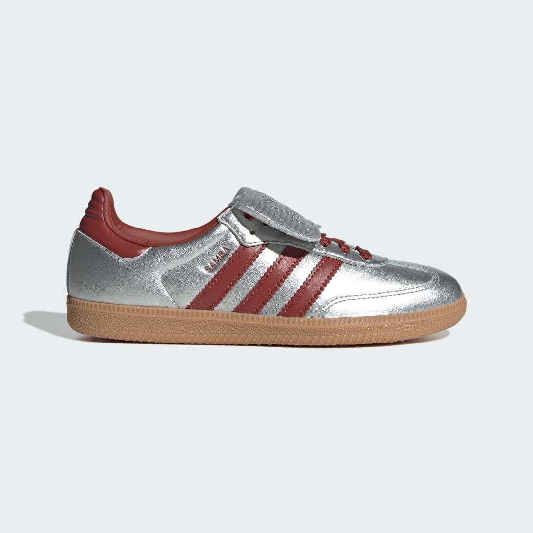 Detalle de Zapatilla Samba LT de Adidas: plateado, un toque atemporal para tu día a día