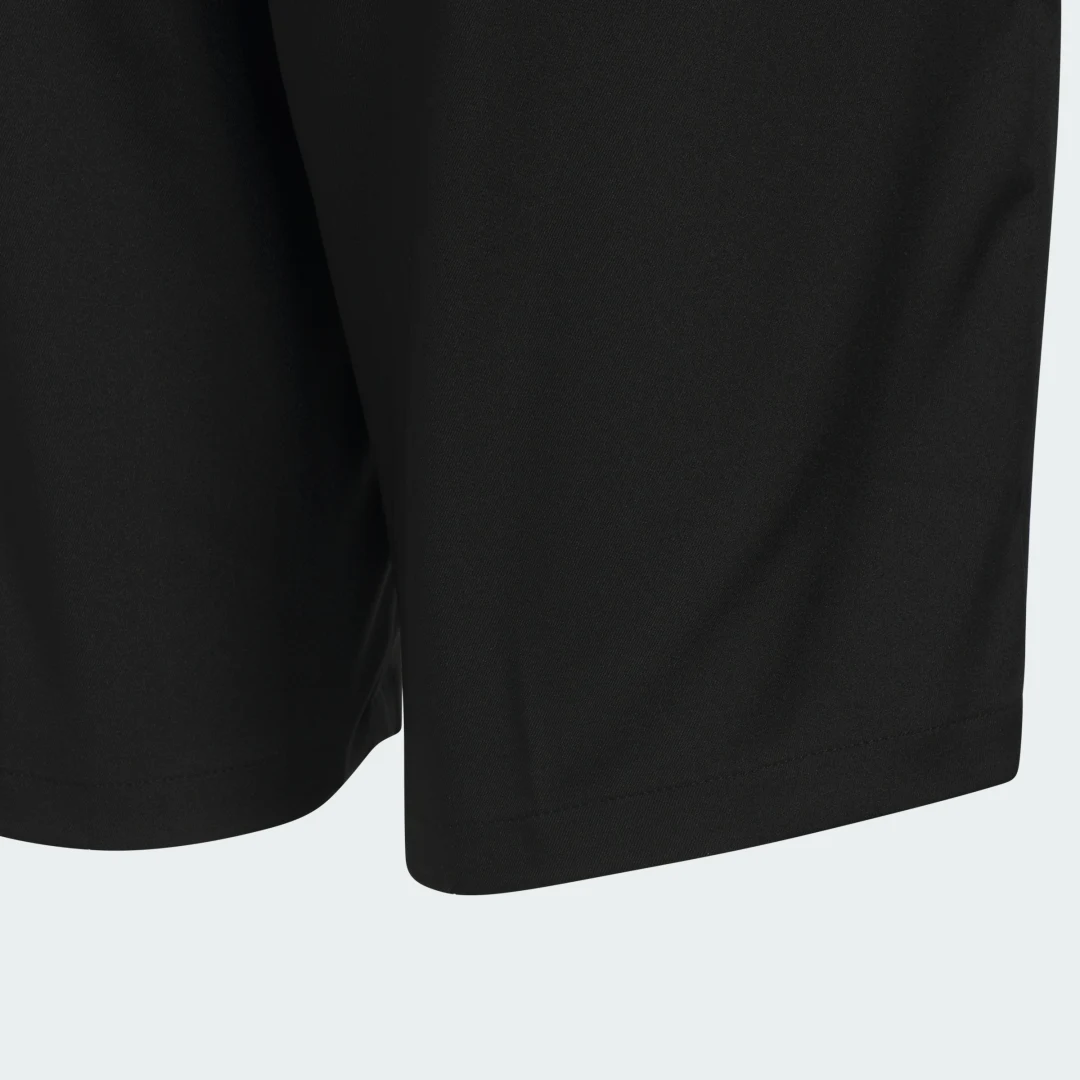 Detalle 2 de Pantalón corto Ultimate ajustable de Adidas: negro, para entrenos cómodos