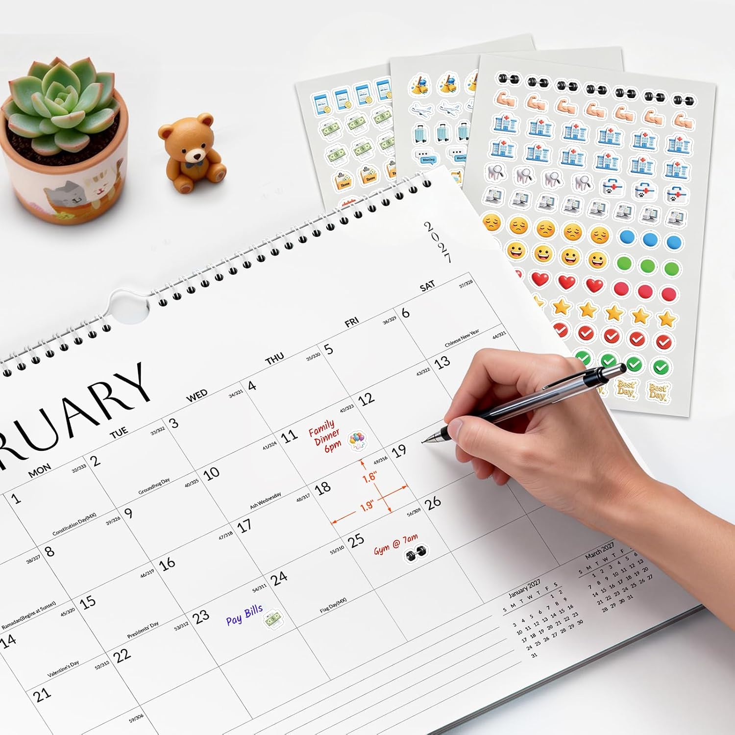 Detalle de SUNEE Wall Calendar, 18-Month