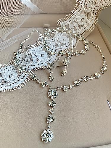 Detalle de ONDEGO 3er Set Silber Strass Schmuck – Halskette, Ohrringe & Armband für Hochzeit, Kommunion und Ball
