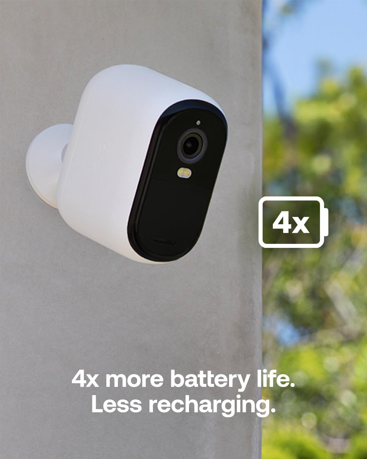 Detalle de Arlo Essential 3 2K XL Outdoor Wireless Security Camera Pack (3 Cameras)