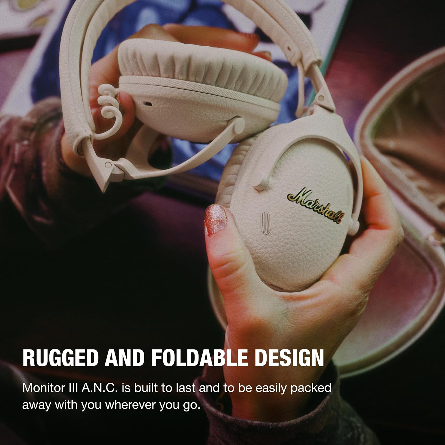 Detalle de Marshall Monitor III ANC Wireless Over-Ear Headphones (Cream)