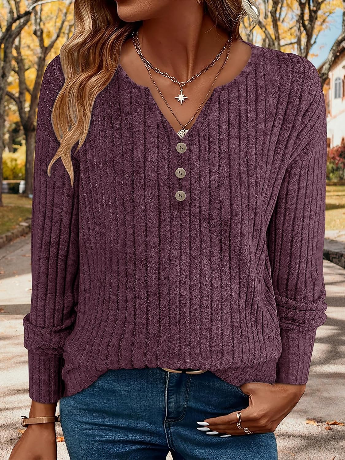 Thumbnail 1 de onlypuff Women's V-Neck Long-Sleeve Tunic Top, Loose-Fit Lightweight Sweater