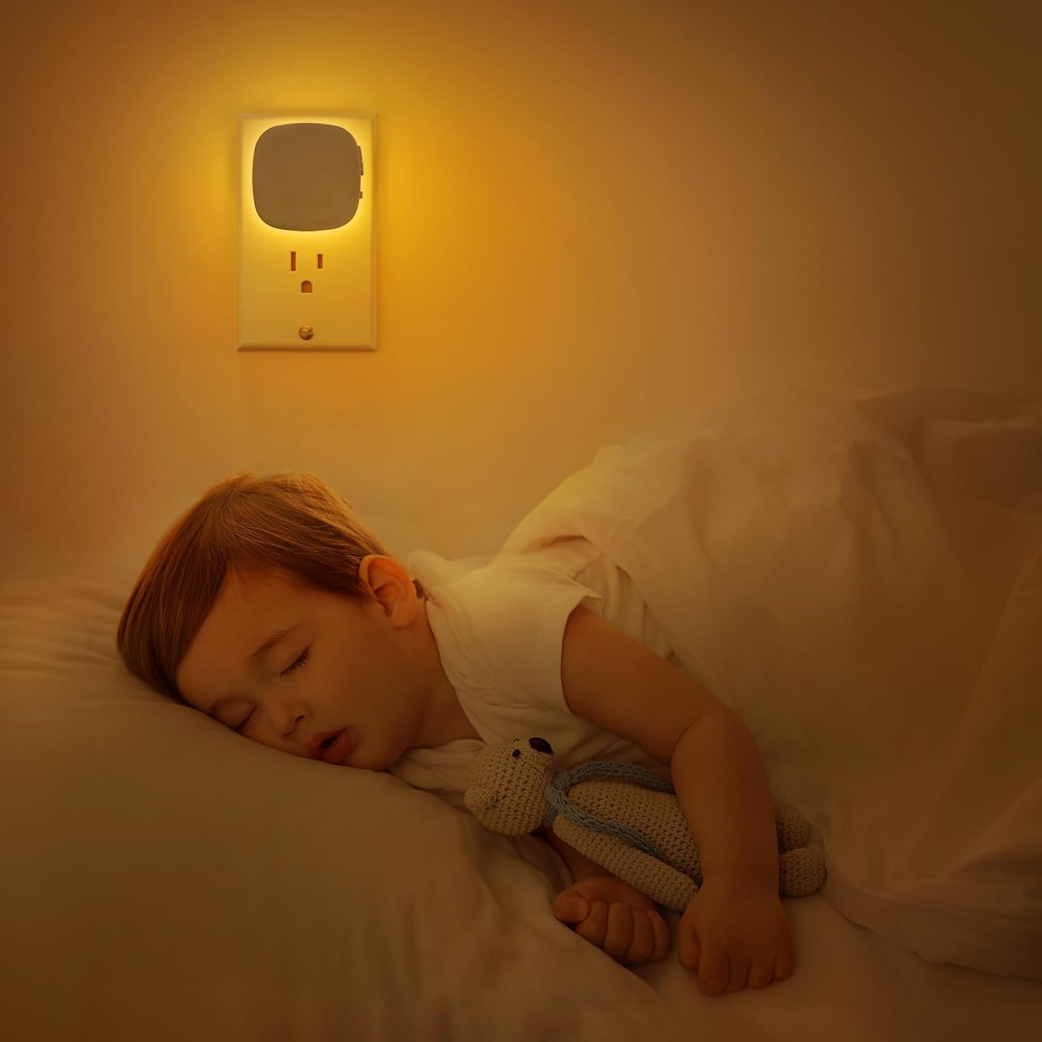Thumbnail 6 de AUVON N001A Plug-In LED Backlit Night Light, Amber, Motion Sensor, Dimmable