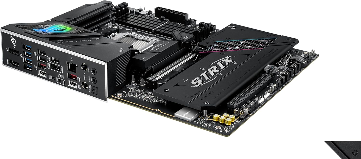 Thumbnail 6 de ASUS ROG Strix B850‑F Gaming WiFi motherboard with PCIe 5.0