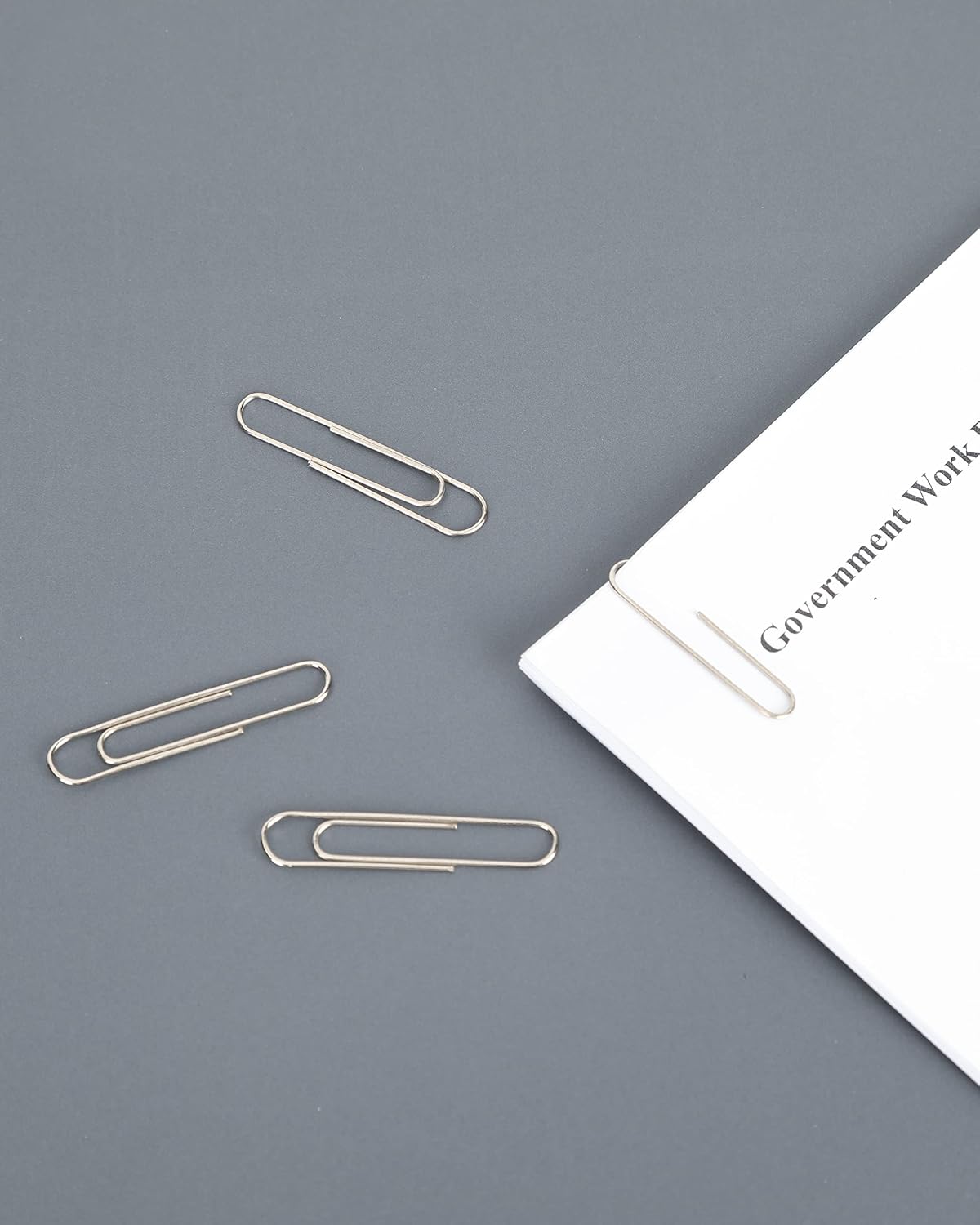 Detalle 1 de PAPERPAL Jumbo Non-Skid Paper Clips, 2-Inch Silver, 300 Count
