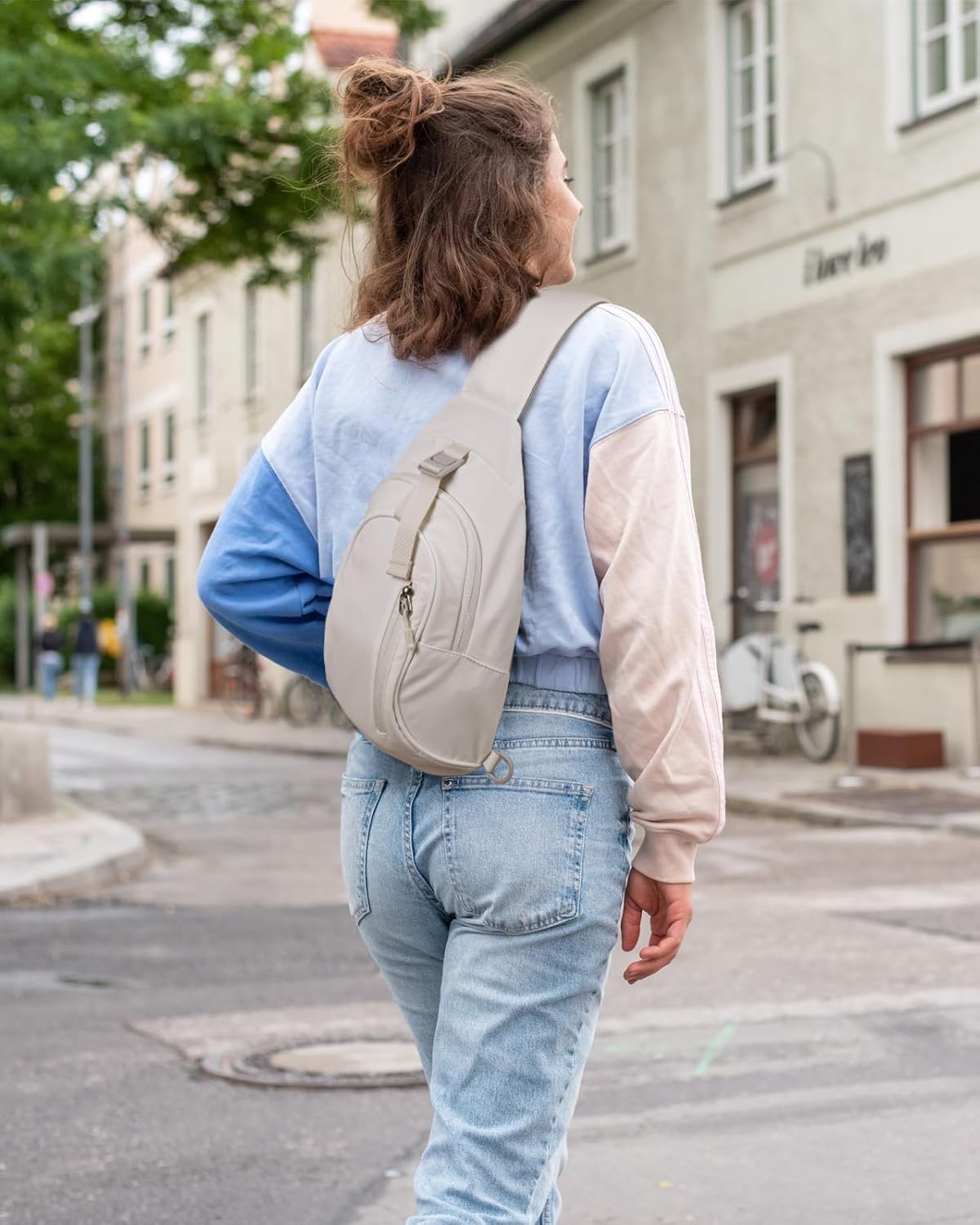 Thumbnail 1 de Waterfly Brusttasche Schultertasche Sling Bag – Umhängetasche für Outdoor, Reise & Alltag (37,5 x 20 x 9 cm)