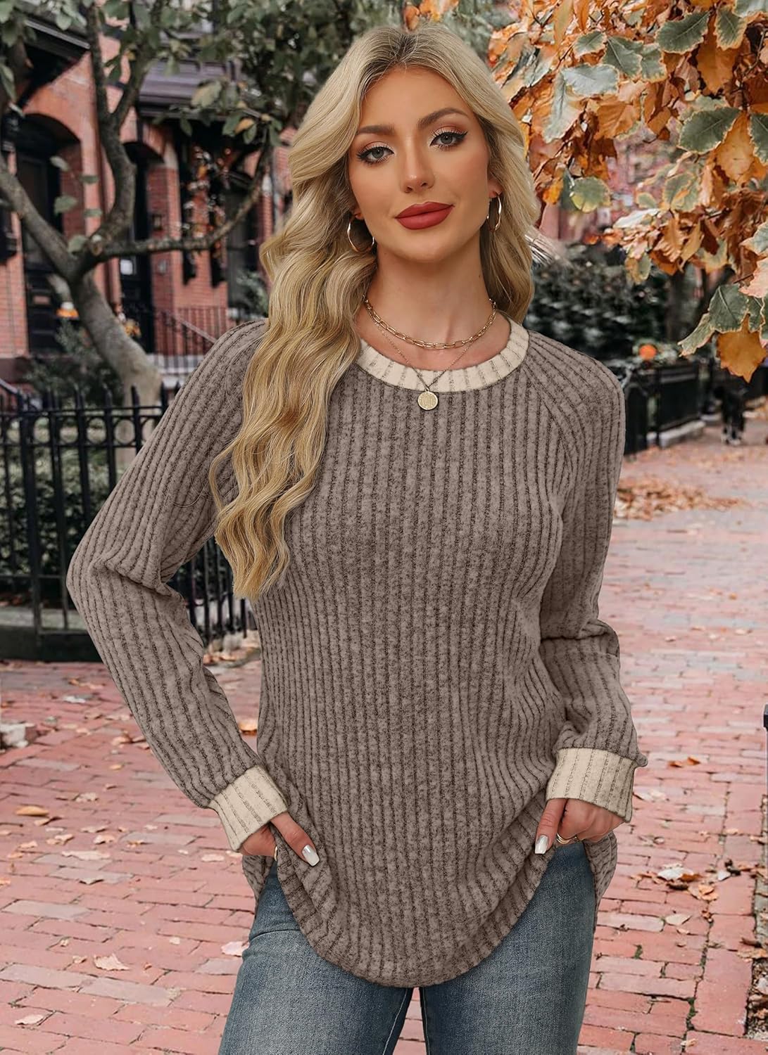 Thumbnail 2 de WIHOLL Long Sleeve Color Block Sweater for Women