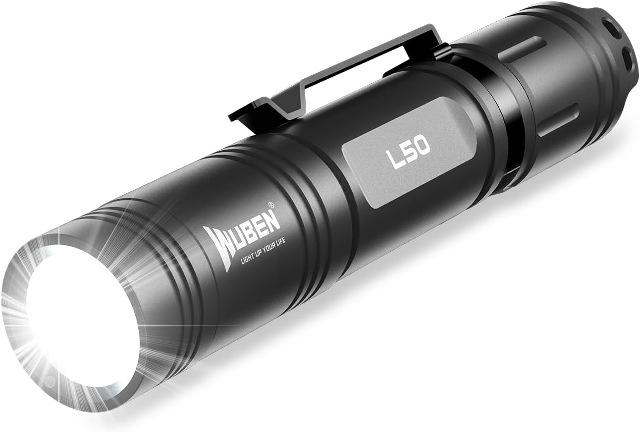 Detalle de WUBEN L50 torcia LED ricaricabile 1200 lumen, IP68, 5 modalità