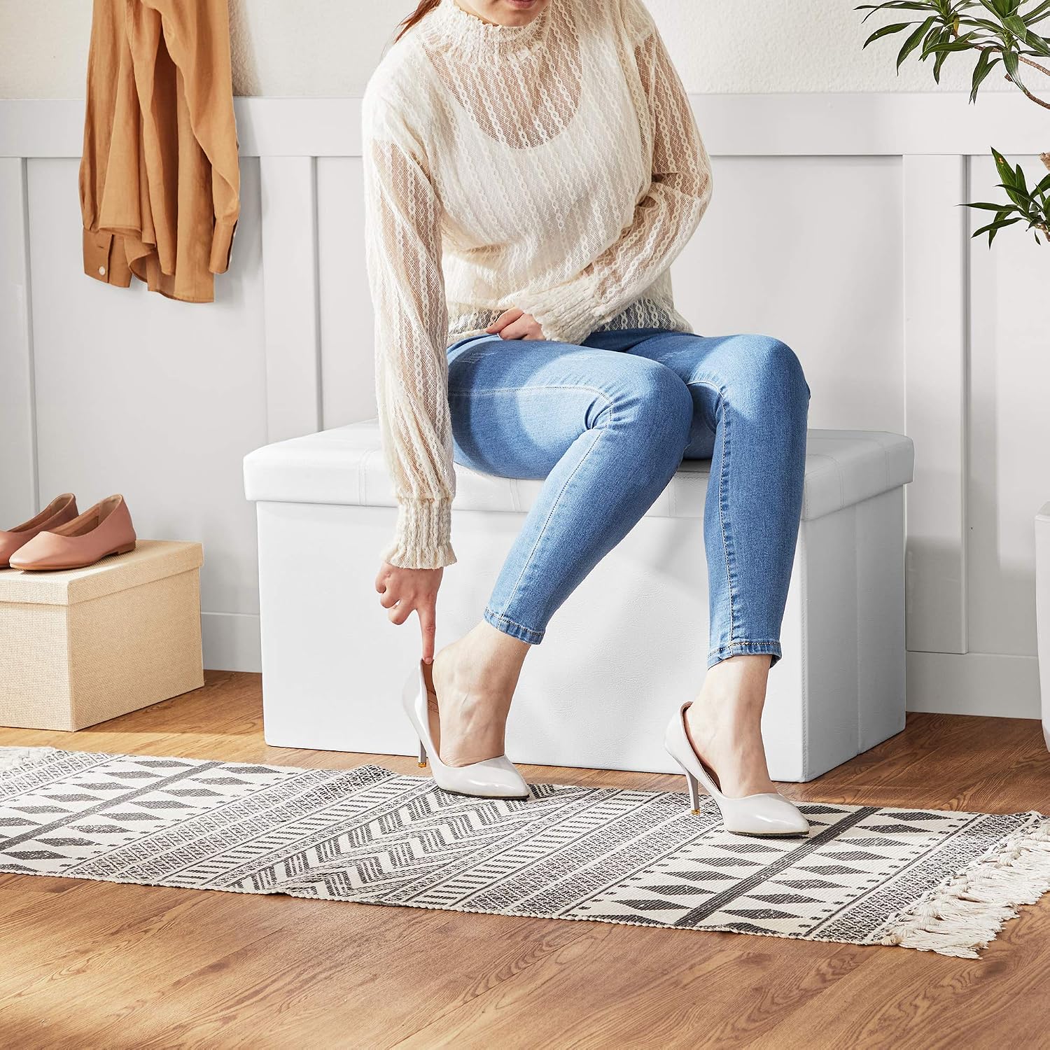 Detalle de SONGMICS LSF040R01 cassapanca contenitore da 76 cm con pouf imbottito e capacità fino a 89 L