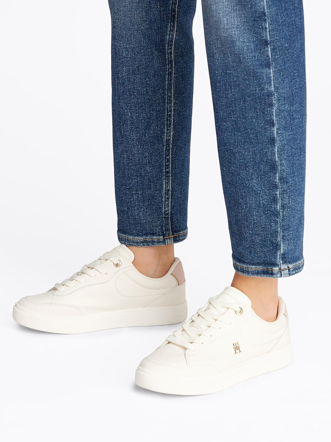 Thumbnail 2 de Tommy Hilfiger Women's Essential Chic Court Sneaker FW0FW08322 Low Top