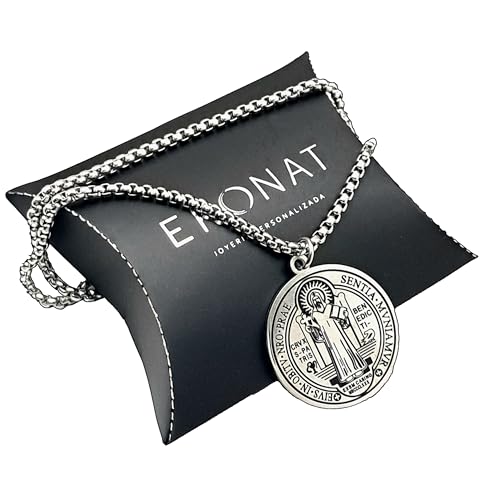 Detalle 2 de EKONAT JOYERIA PERSONALIZADA Medalla San Benito 30 mm
