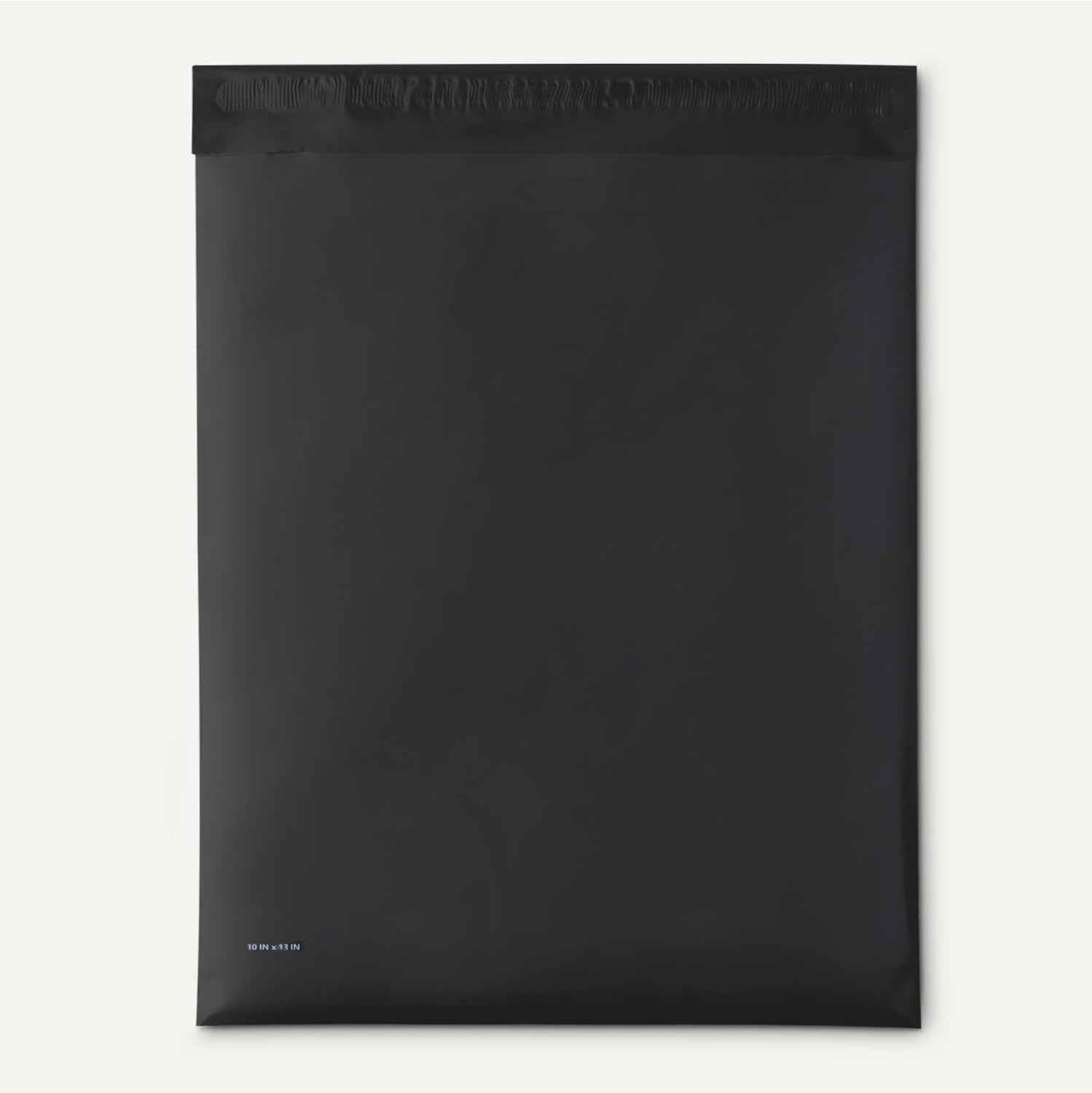 Detalle de Amazon Basics Poly-Versandtaschen, selbstverschließende Umschläge – Schwarz, 25,4 x 33 cm, 100 Stück