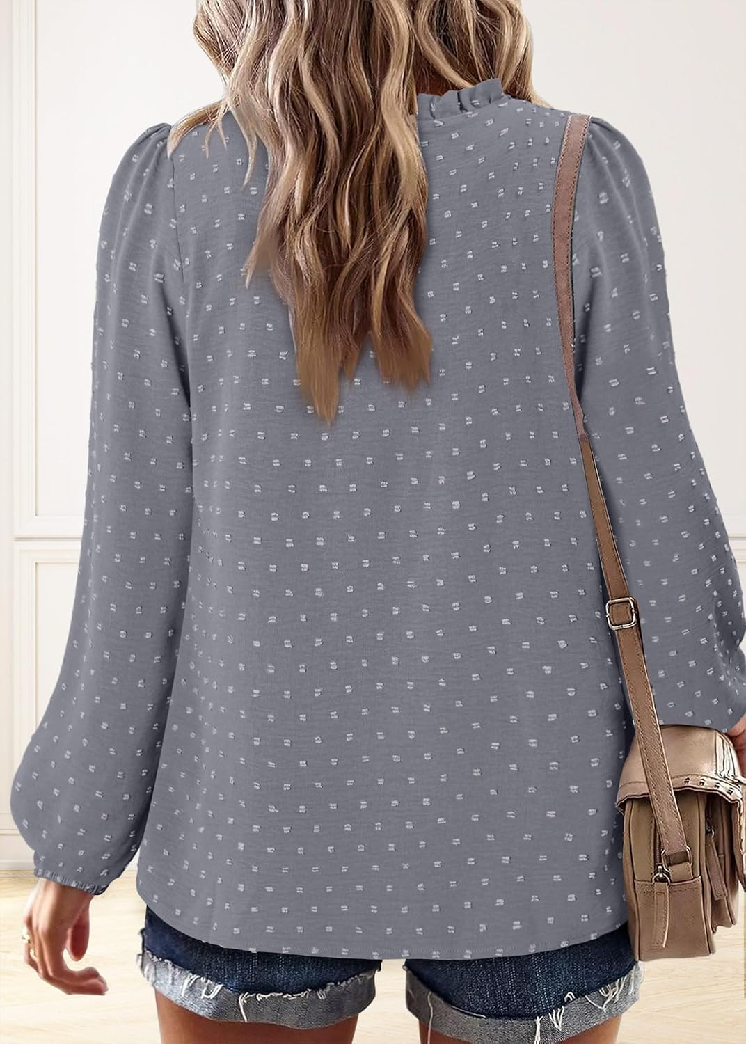 Detalle 1 de onlypuff Women's Swiss Dot Ruffle Tunic Top, V-Neck, Long Sleeve