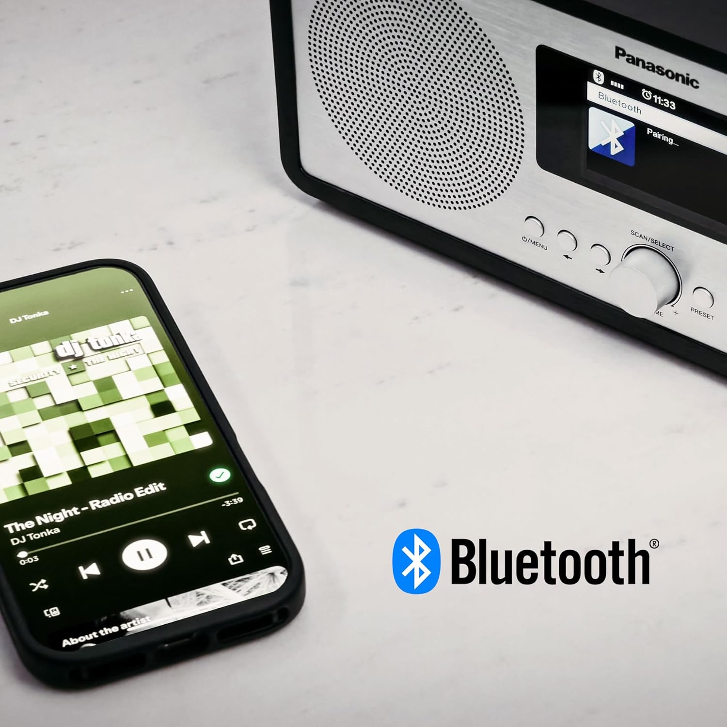 Detalle 2 de Panasonic RF-D40EG-K : radio Internet, DAB+/FM, Bluetooth et Wi‑Fi avec télécommande et écran couleur