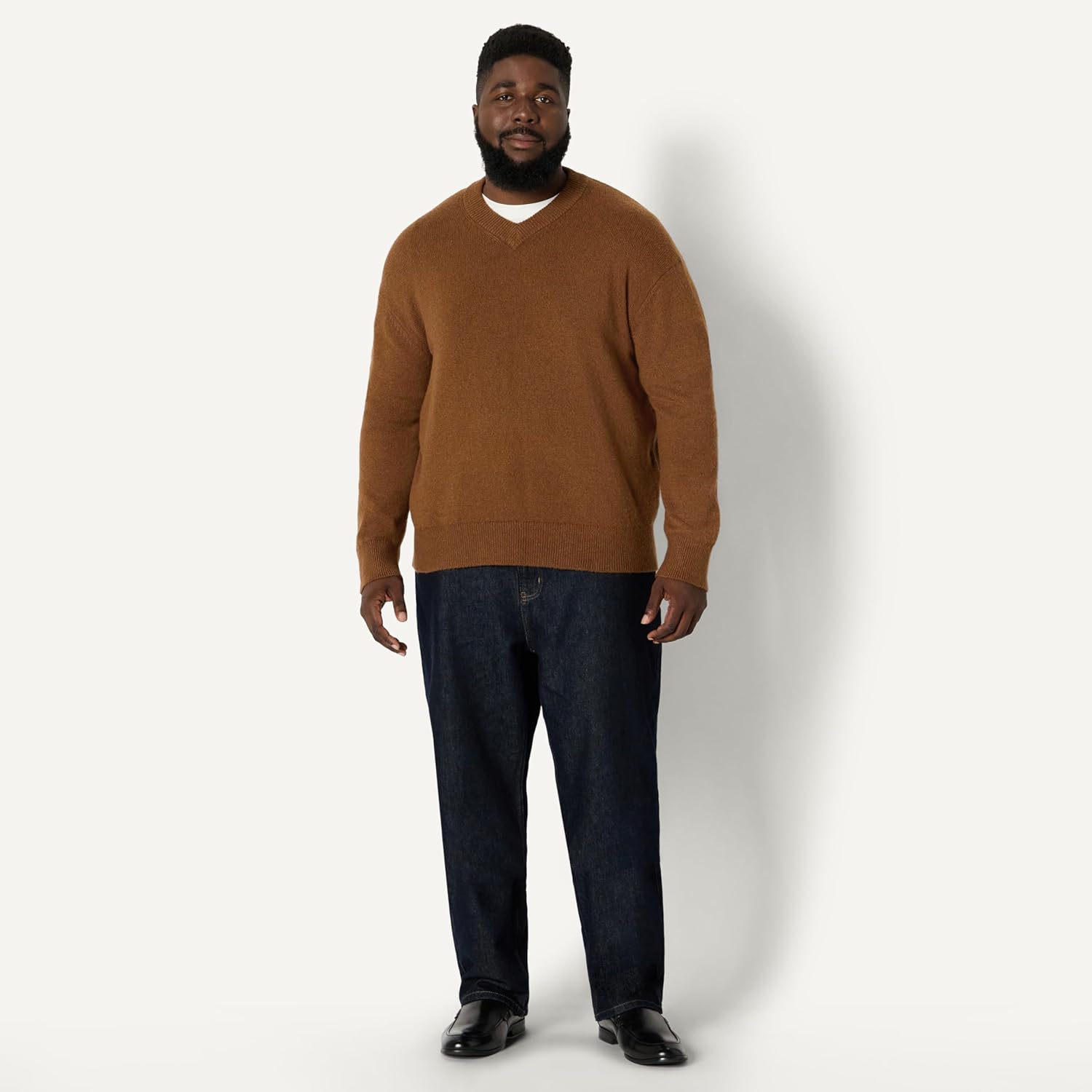 Thumbnail 6 de Amazon Essentials Herren Regular-Fit-Pullover aus Baumwollmischung mit V-Ausschnitt