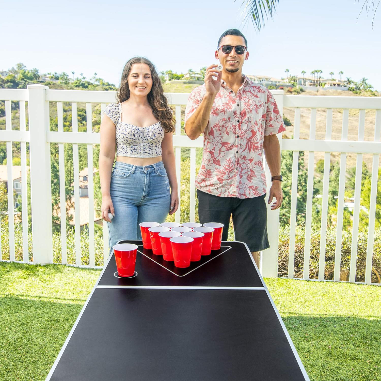 Detalle 1 de GoPong 8 Foot Portable Beer Pong/Tailgate Table (Black, Football, American Flag, or Custom Dry Erase)