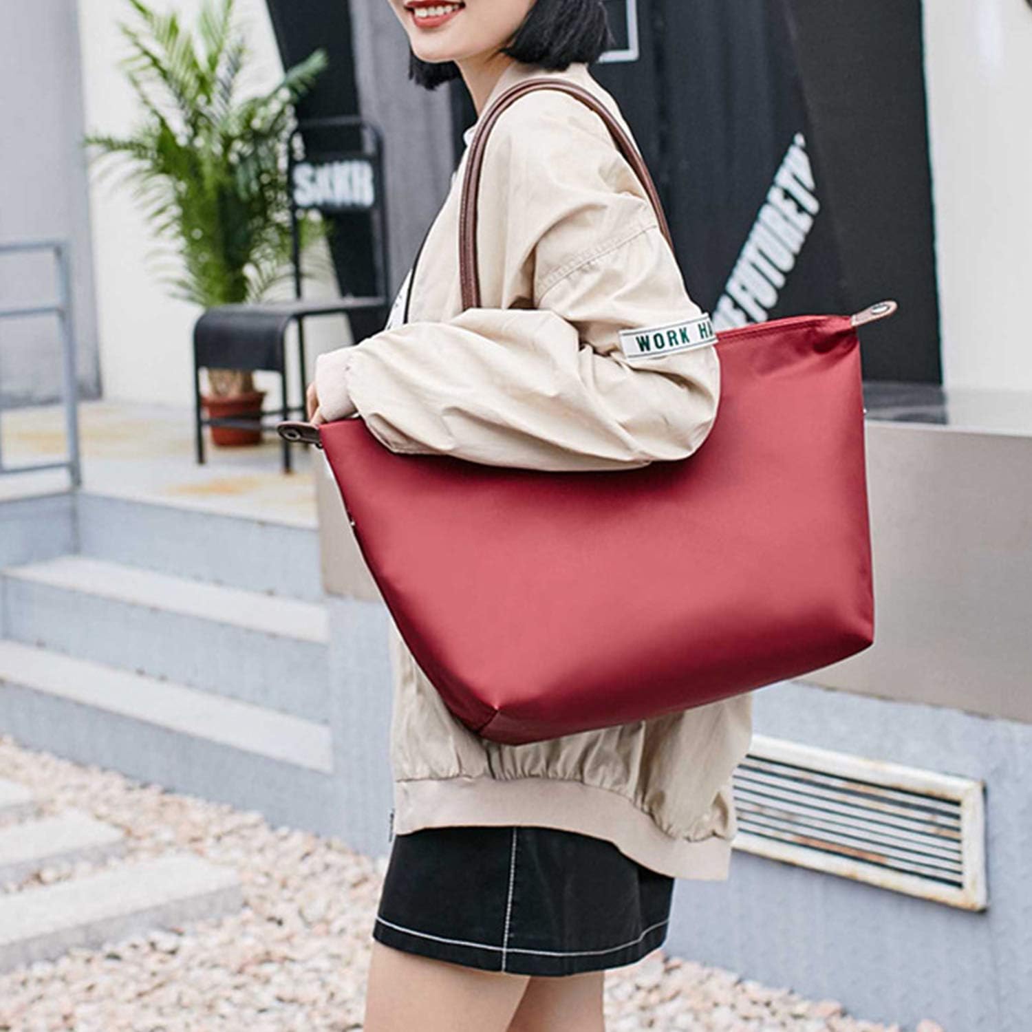 Detalle 2 de NOTAG Foldable Tote Bag for Women – Waterproof Nylon Travel & Everyday Handbag
