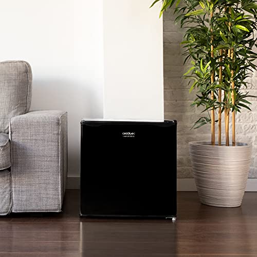 Detalle de Cecotec GrandCooler 20000 SilentCompress Black E, frigorífico mini de 46 L