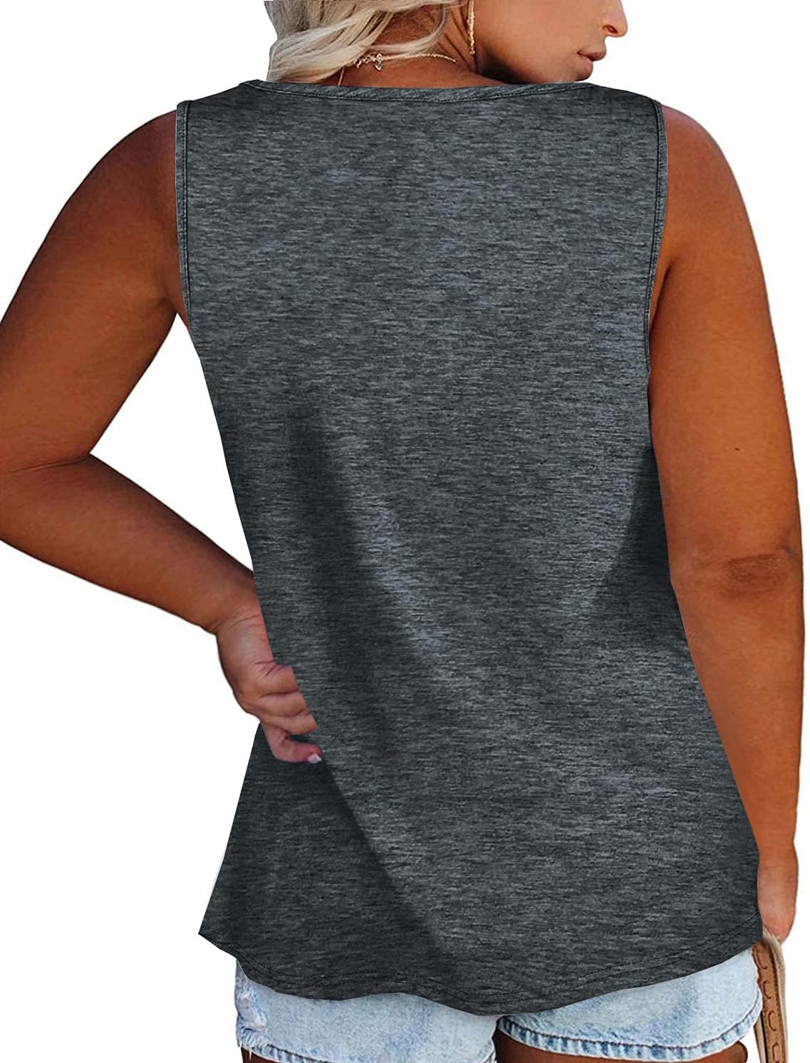 Detalle de Fisoew Women's Plus Size Tank Top with Scoop Neck and Button Details