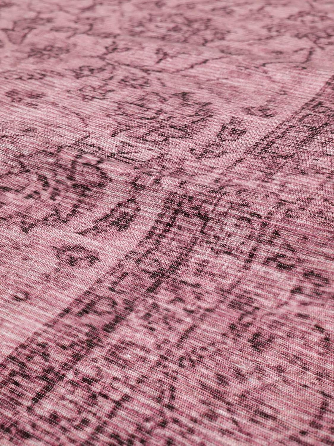 Detalle de RugVista Vintage Siena – różowy dywan 140 x 200 cm, niski i pralny