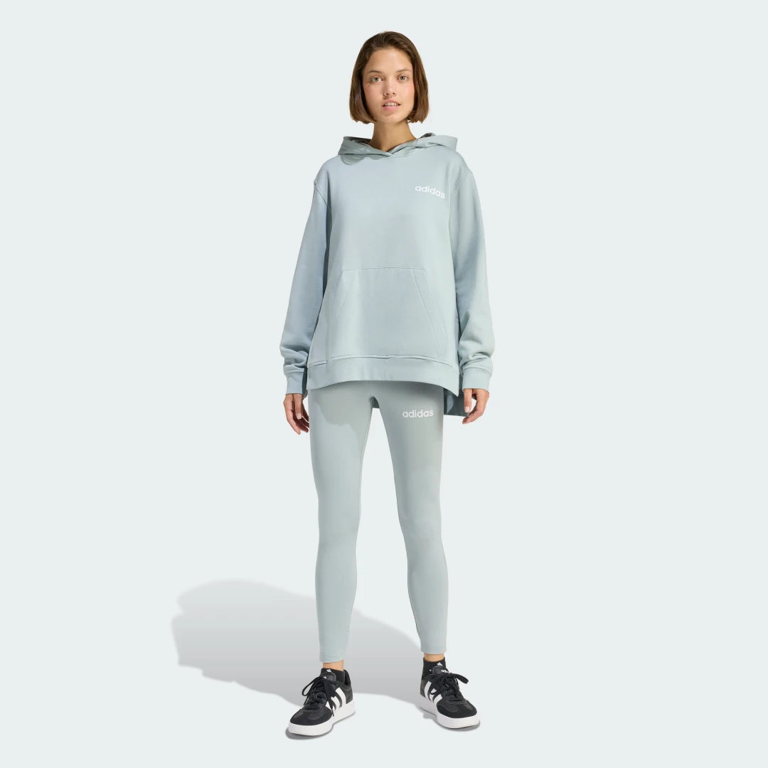 Detalle de Chándal de ocio Adidas: verde y cómodo para tu día a día