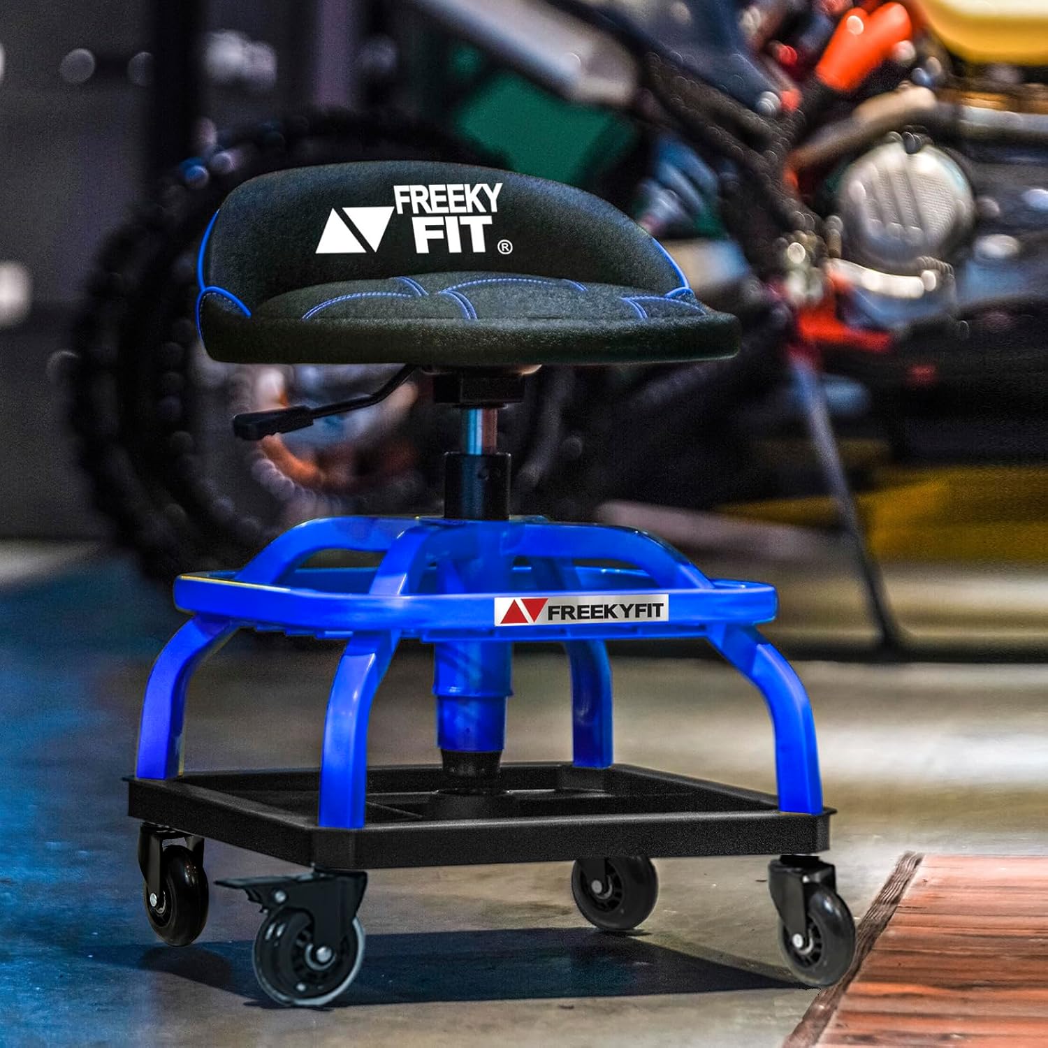 Detalle de FreekyFit Rolling Shop Stool with Wheels — Heavy-Duty Garage Mechanic Chair