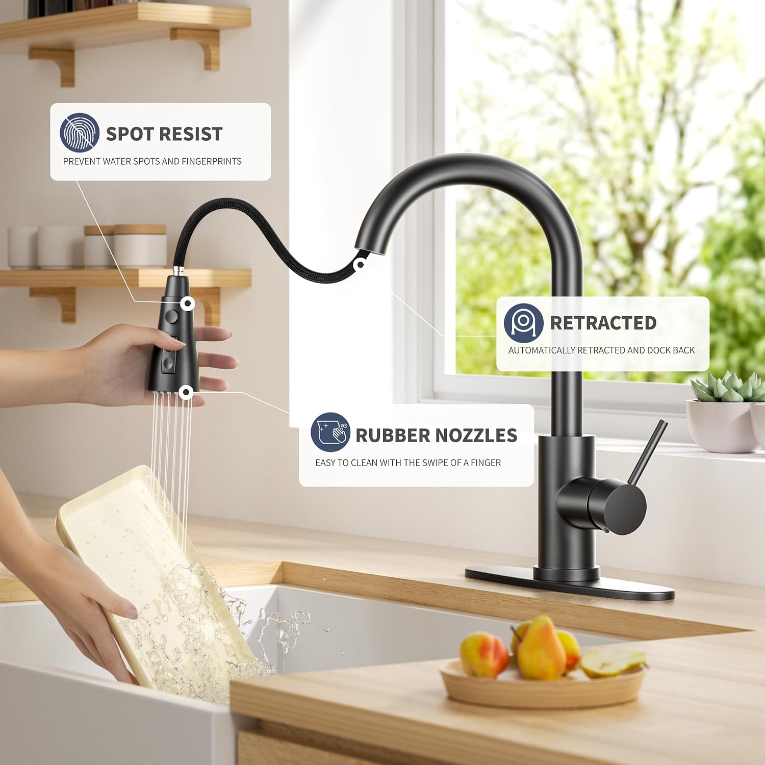Detalle 2 de HANGE Kitchen Faucet in Matte Black