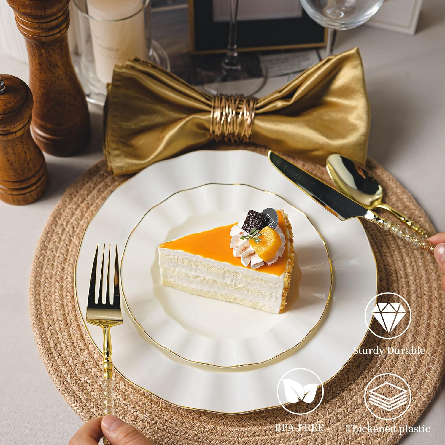 Thumbnail 4 de QualQuot 120PCS Ivory White Plastic Plates with Gold Rim – Heavy Duty Disposable for Parties and Weddings