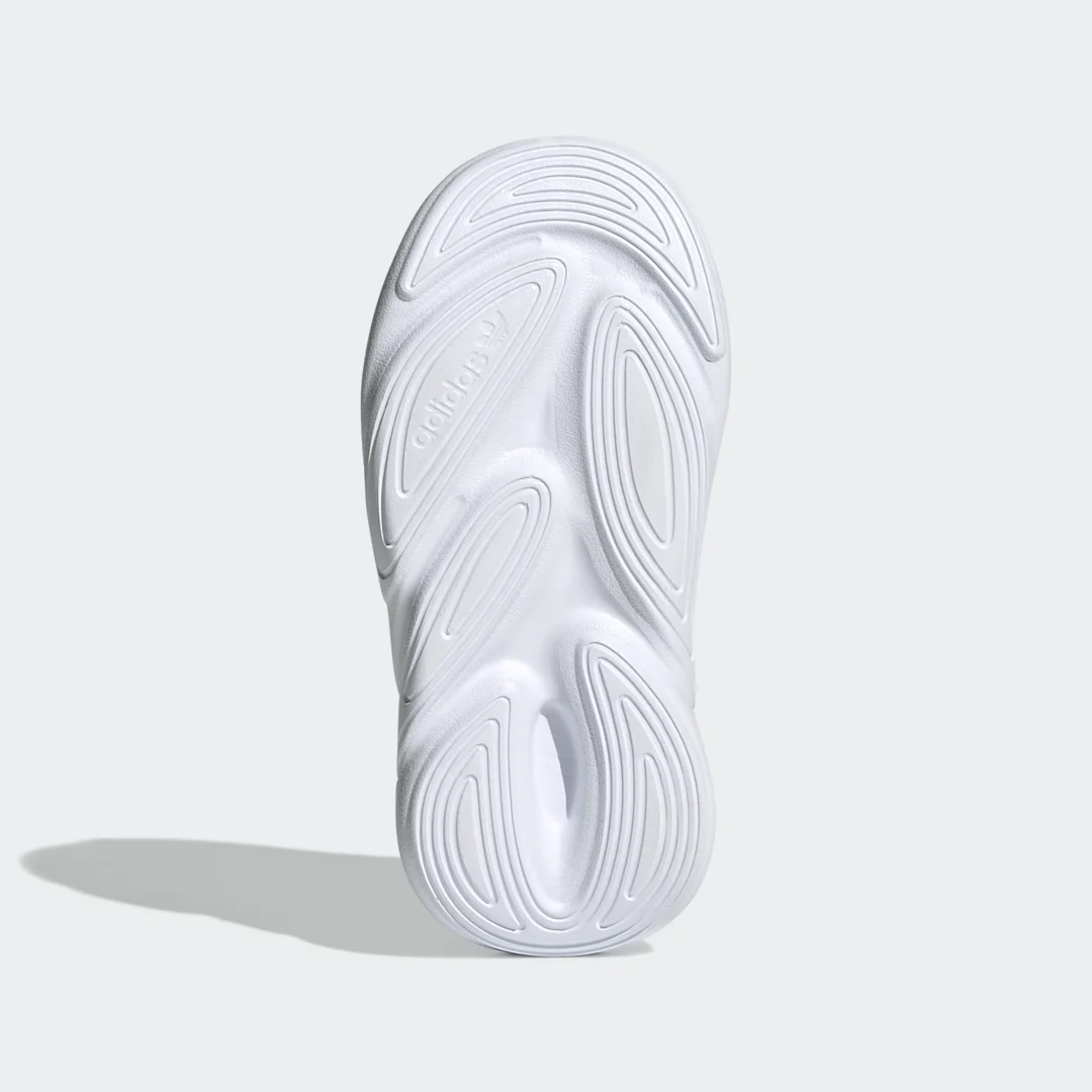 Thumbnail 2 de Zapatilla Ozelia de Adidas: comodidad y estilo blanco para uso diario