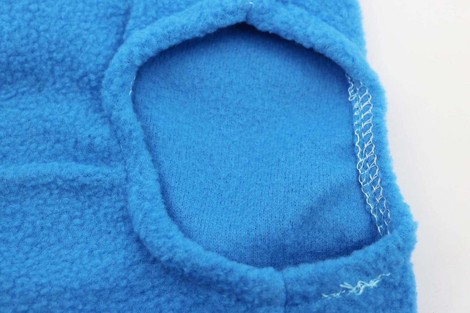 Detalle de Cat Fleece Vest for Cats – Blue, Large, Pullover Design with Leash Hole
