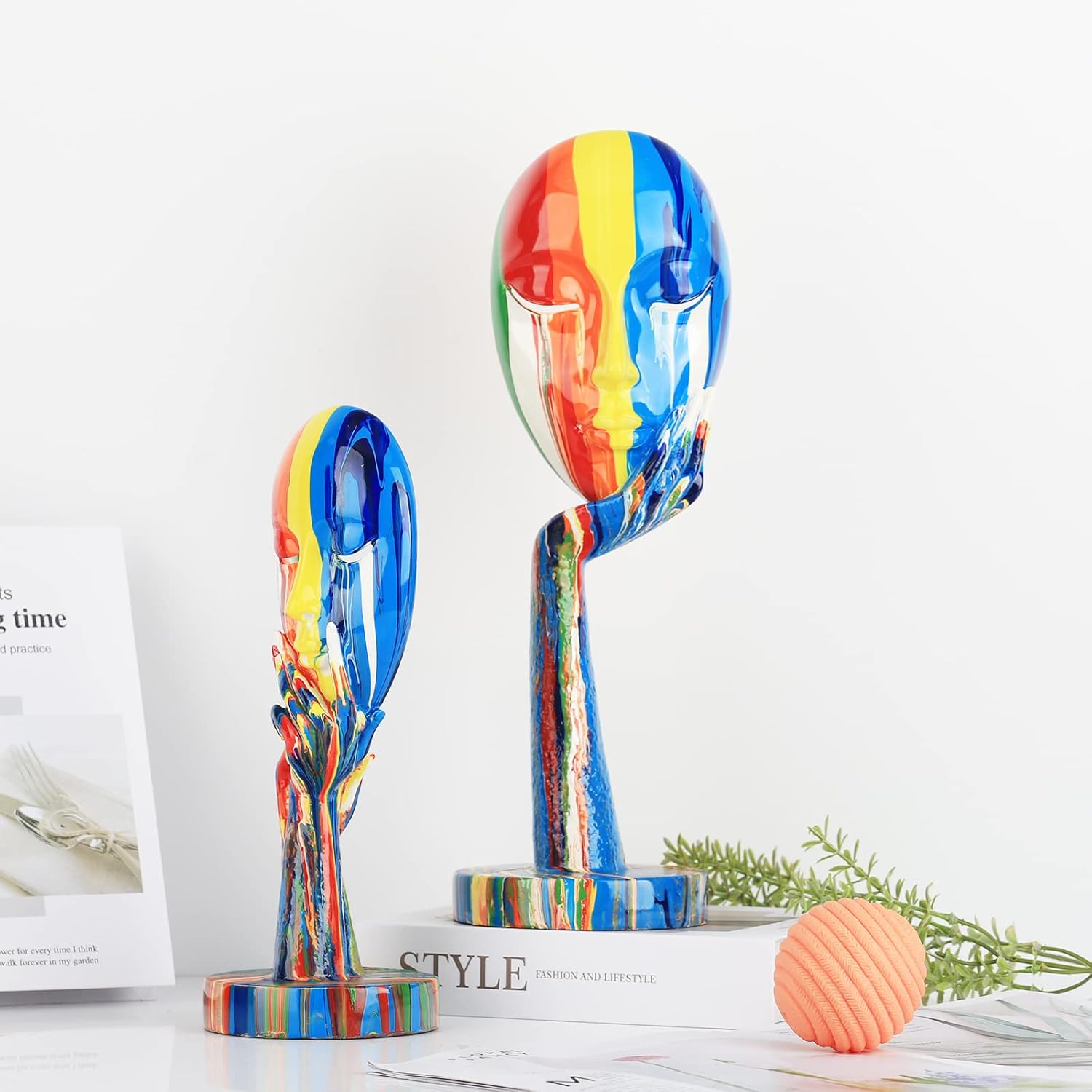 Thumbnail 5 de Statue créative colorée de femme (taille L) – sculpture abstraite pour décoration moderne de bureau ou chambre