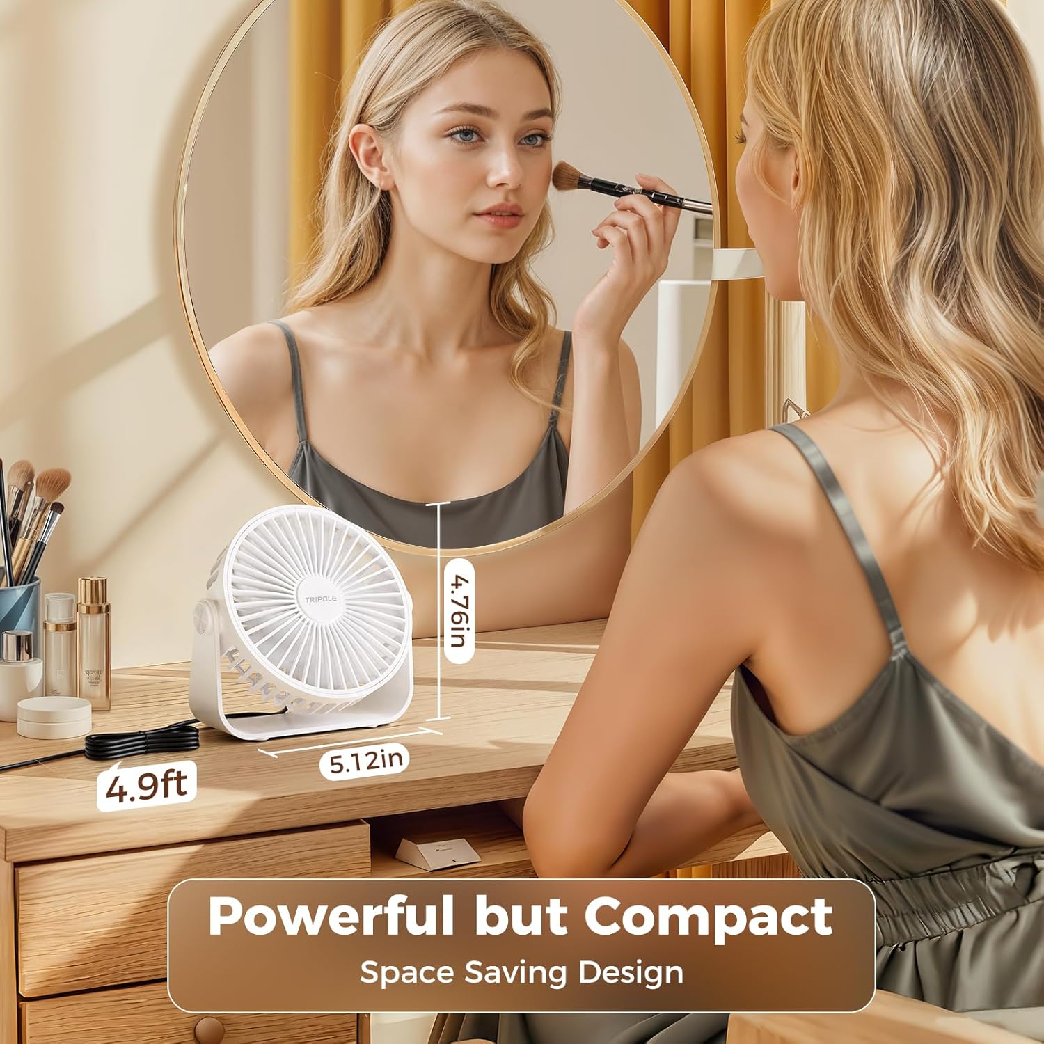 Detalle de TriPole USB Desk Fan: 4.5 Inch, 360° Rotation, 3 Adjustable Speeds
