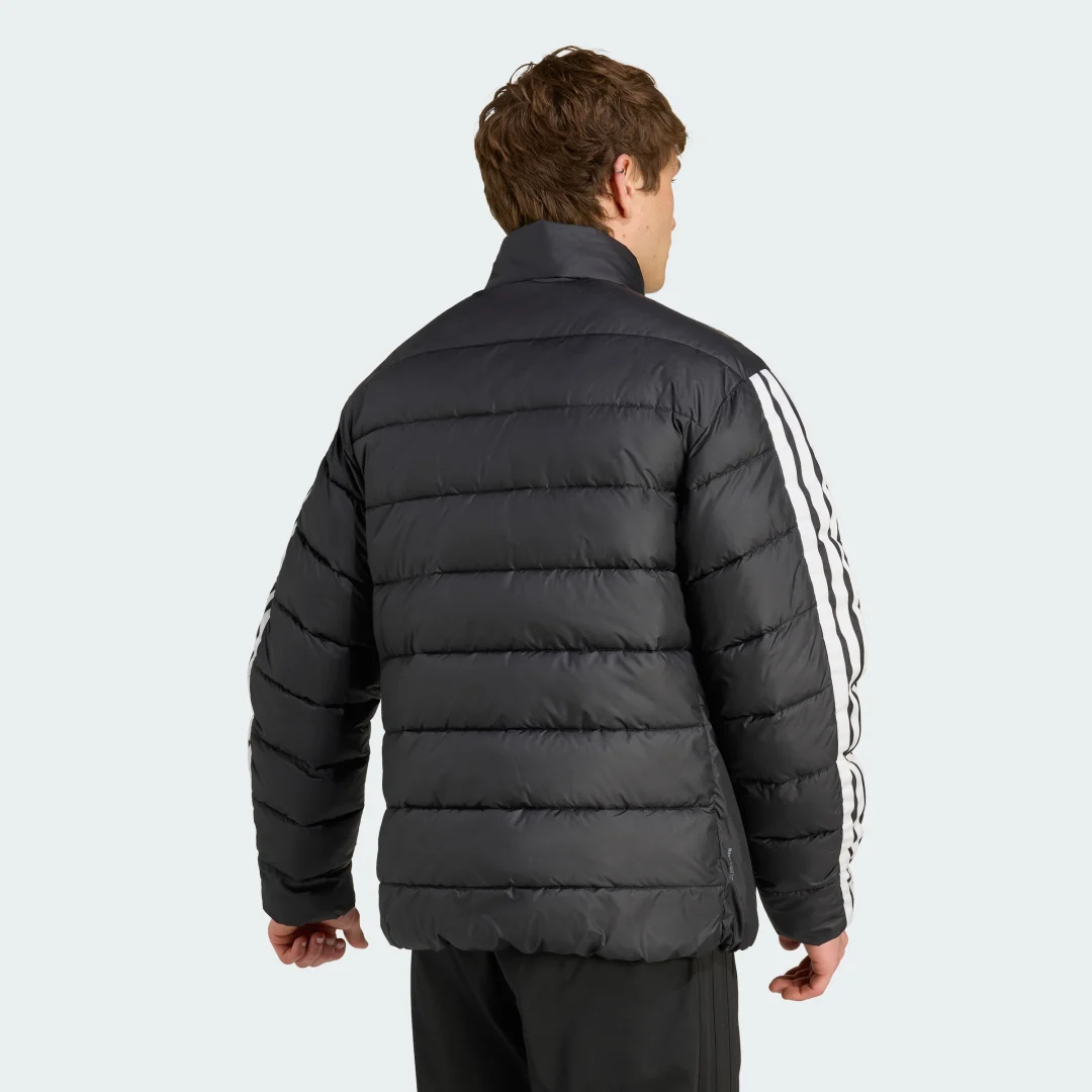 Detalle de Anorak aislante con capucha Essentials CLIMAWARM 3 Stripes de Adidas