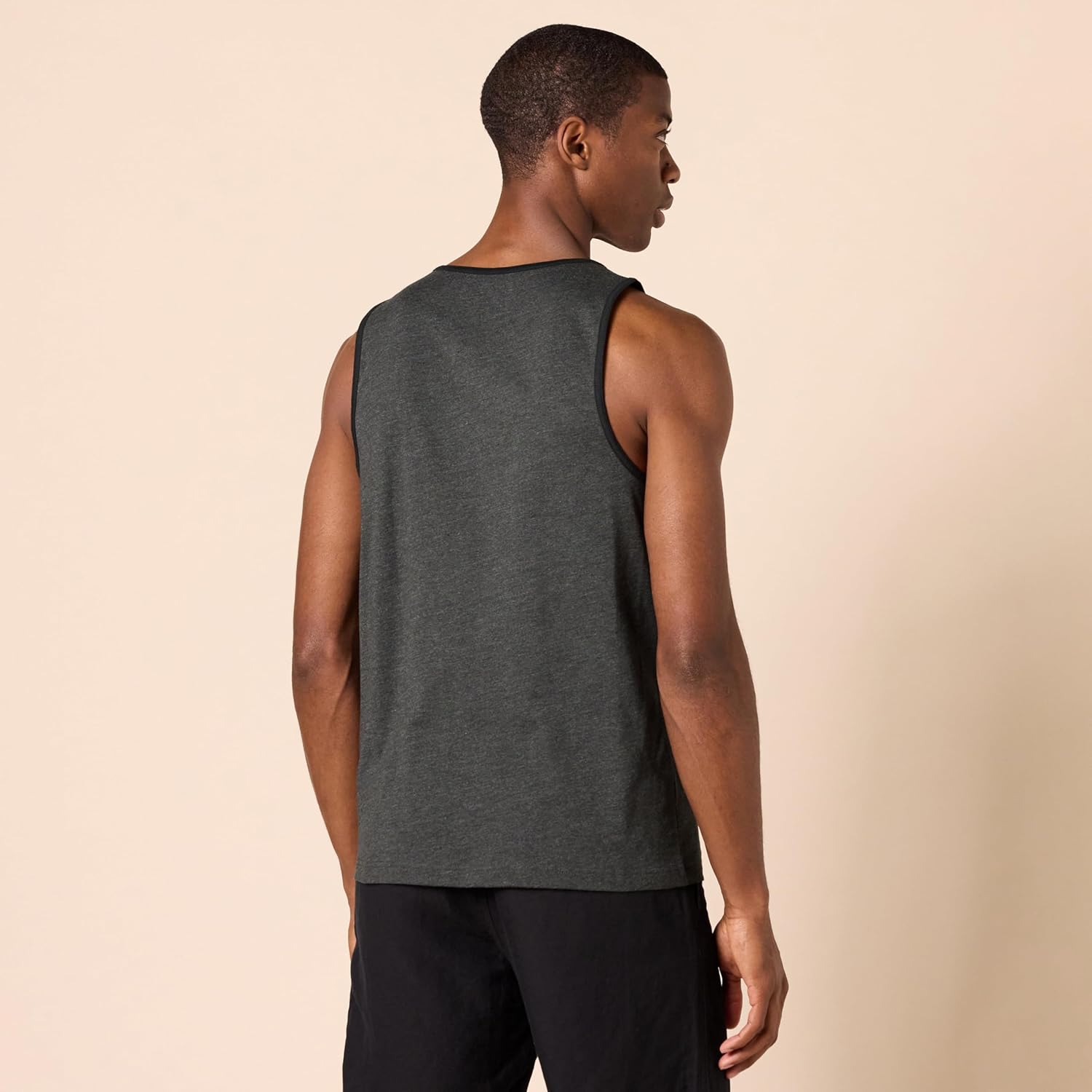 Thumbnail 1 de Amazon Essentials Men's Regular-Fit Vest