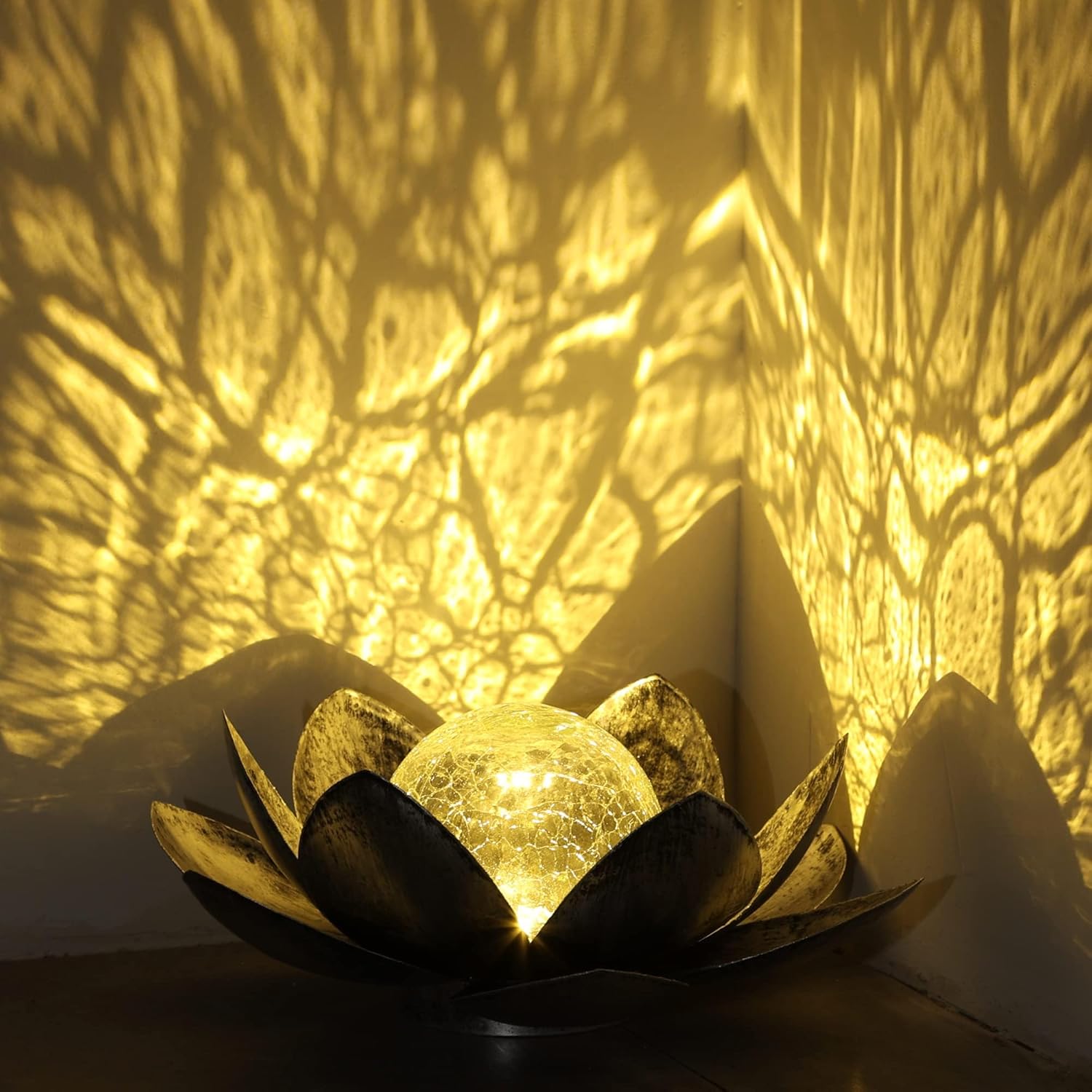 Thumbnail 1 de FLOWood Solar-Lampions Lotus für Außenbereich – Crack-Glas Kugel in Silber