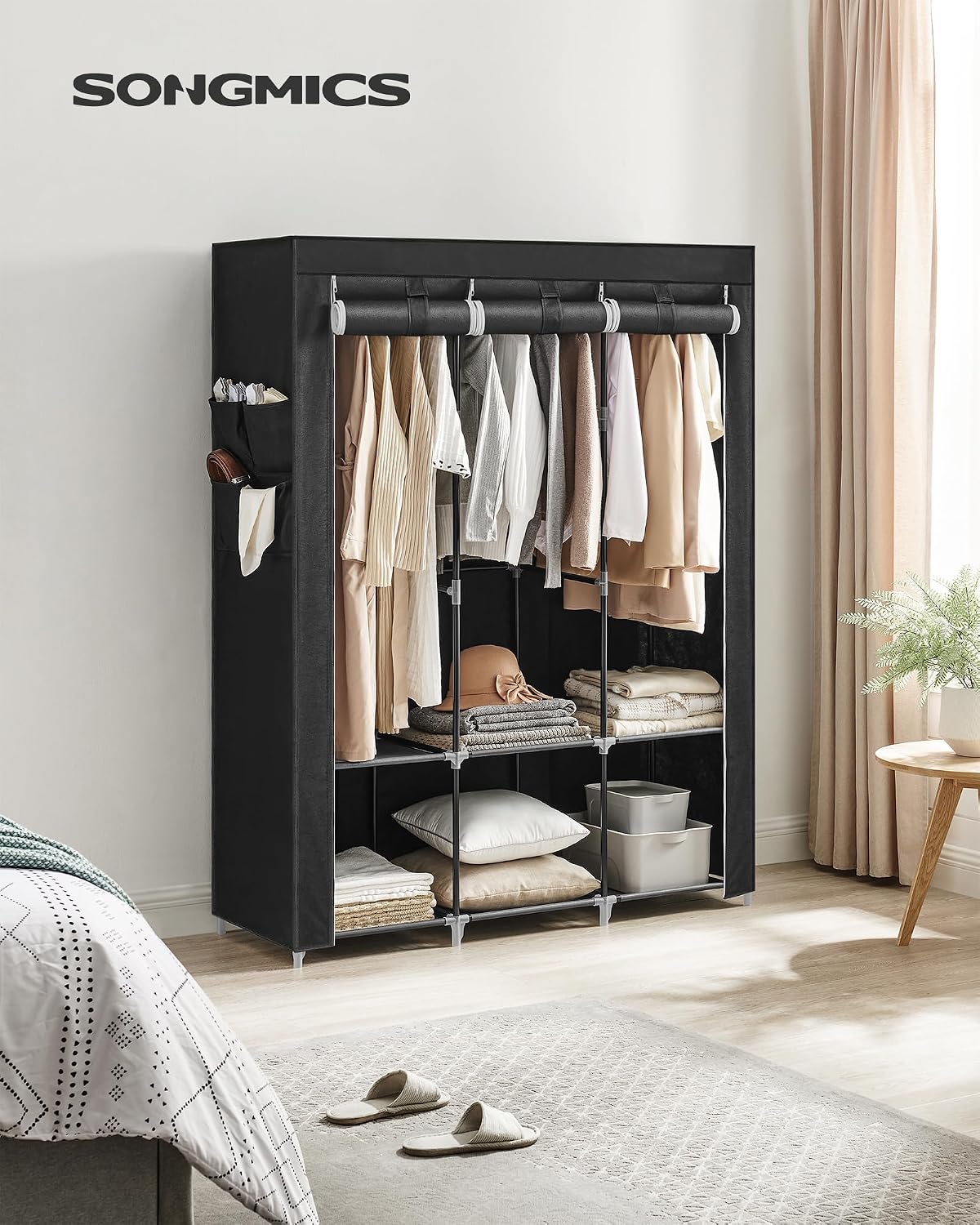 Detalle 2 de SONGMICS RYG092B02 portable wardrobe 130×45×167 cm