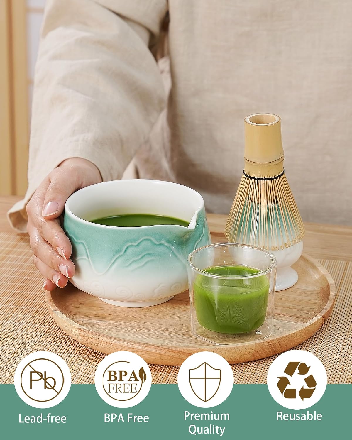 Detalle de ZENS Matcha Tea Set (6pcs) with Bamboo Whisk, Ceramic Bowl & Accessories in Blue