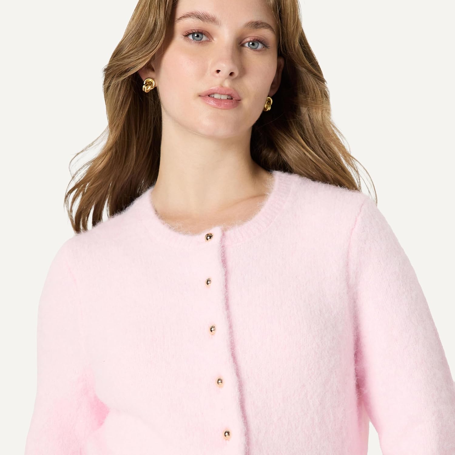 Thumbnail 4 de Amazon Essentials Women's Regular-Fit Faux Mohair Button-Down Cardigan