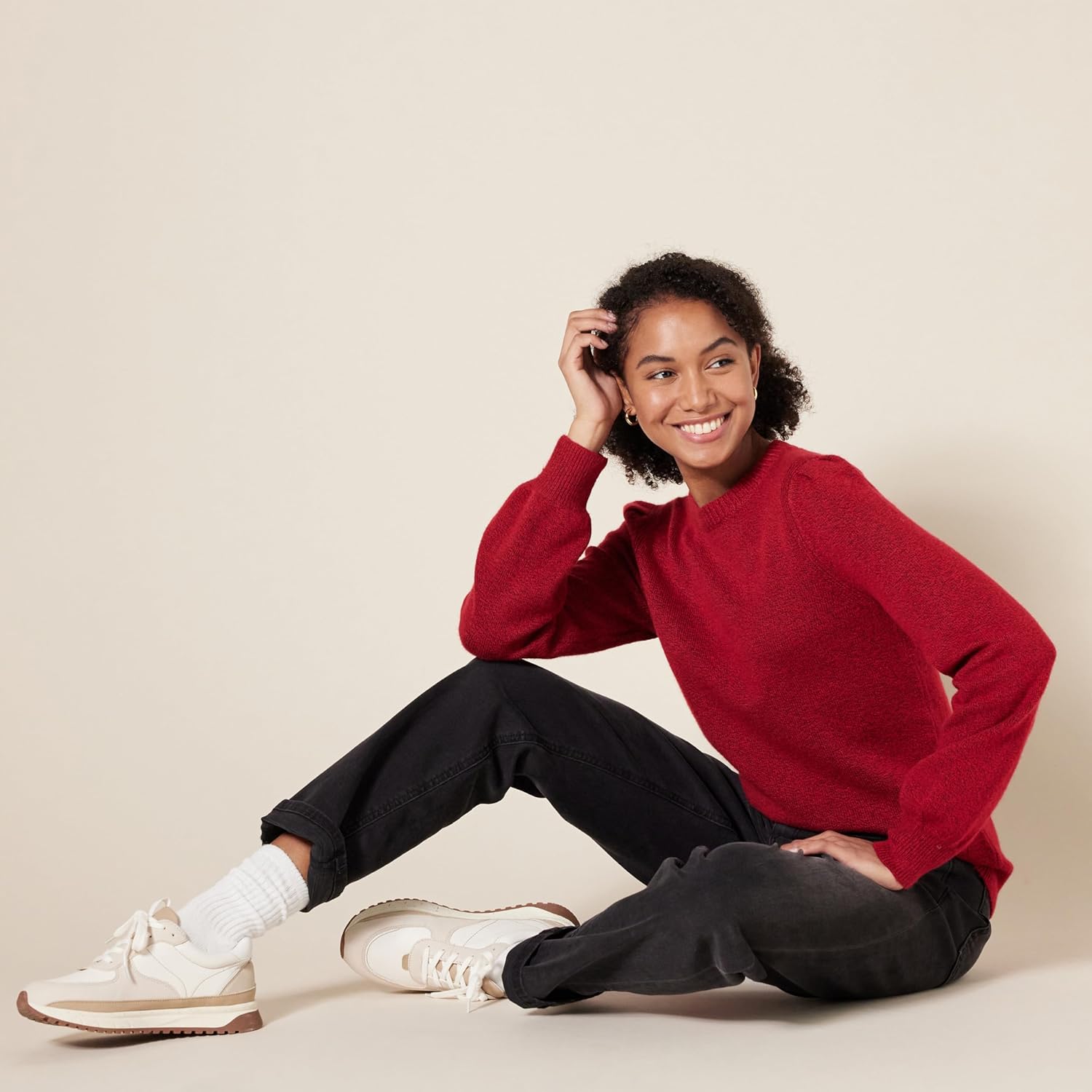 Thumbnail 3 de Amazon Essentials Damen Soft-Touch-Pullover mit plissierter Schulter und Rundhalsausschnitt