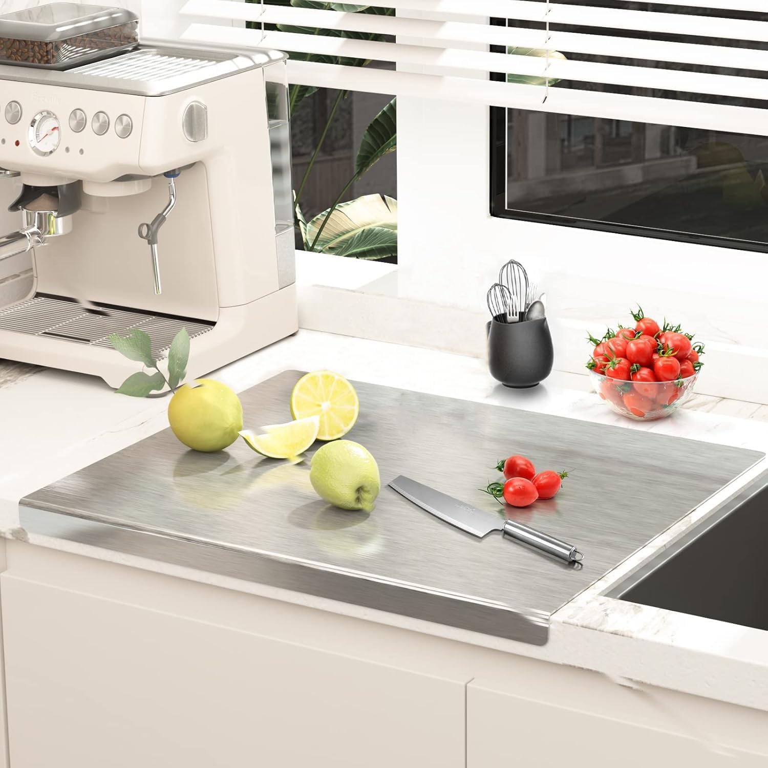 Detalle de Jnfmiler Stainless Steel Cutting Board, Reversible 304 Steel, 40 x 50 cm