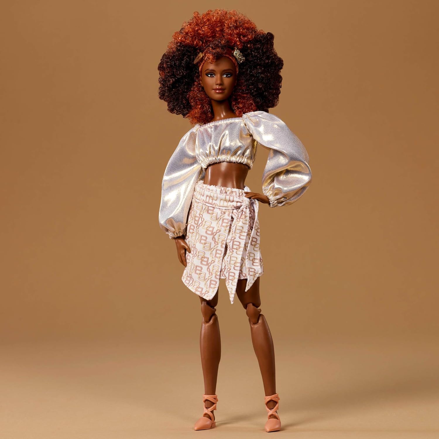 Thumbnail 1 de Barbie Basics You Create Neutral Kit 002 JJX36 – individuell gestaltbare Modepuppe mit austauschbaren Köpfen