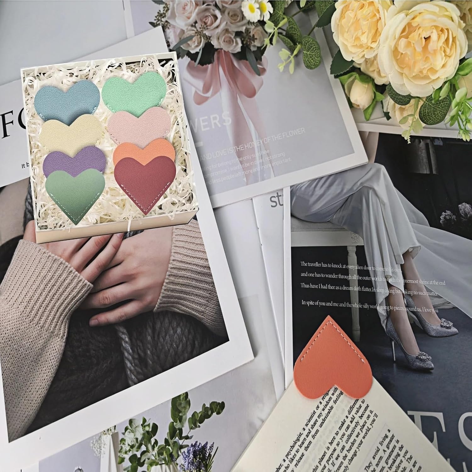 Detalle 2 de OOEOO PU Leather Heart Corner Bookmarks, 8-Piece Multicolor Set