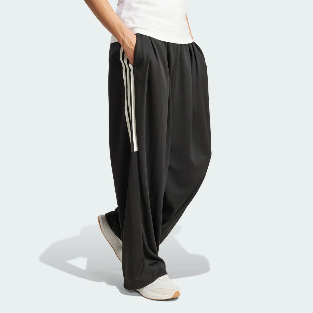 Thumbnail 2 de Pantalón plisado Tiro 3 Stripes de Adidas: estilo cómodo para entreno y uso diario