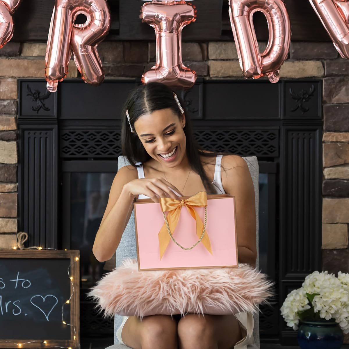 Detalle de Gift Bags 8Pcs Paper Gift Bags with 8 Tissue Paper and 8 Greeting Cards in Pink