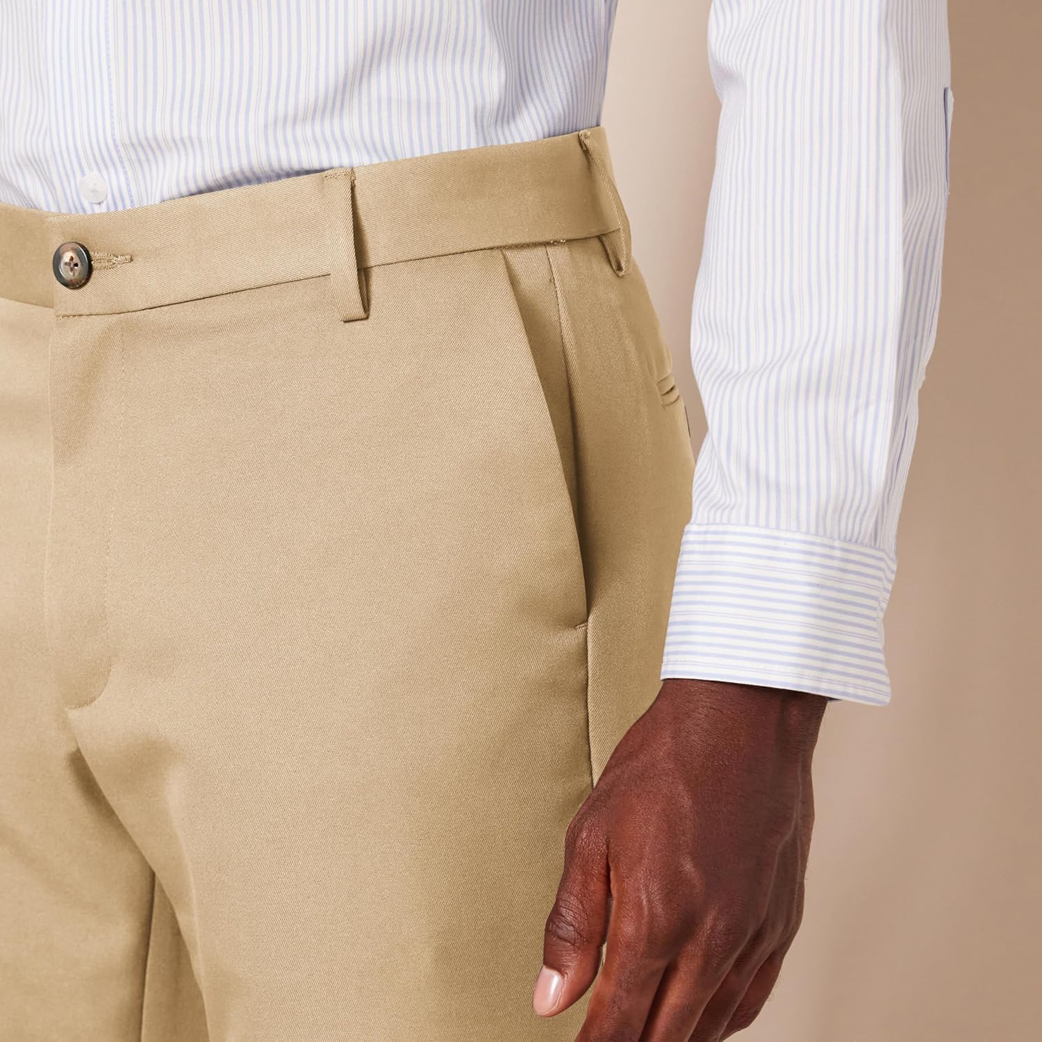 Thumbnail 3 de Amazon Essentials Men's Slim Fit Flat-Front Dress Trousers