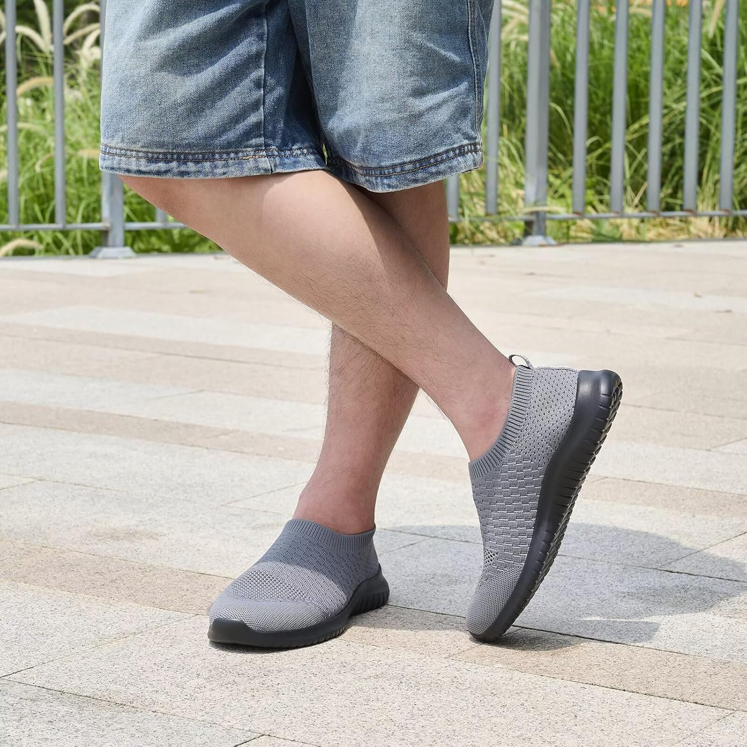 Thumbnail 2 de TIOSEBON Men's Slip-On Trainers: Lightweight Breathable Road Running Shoes