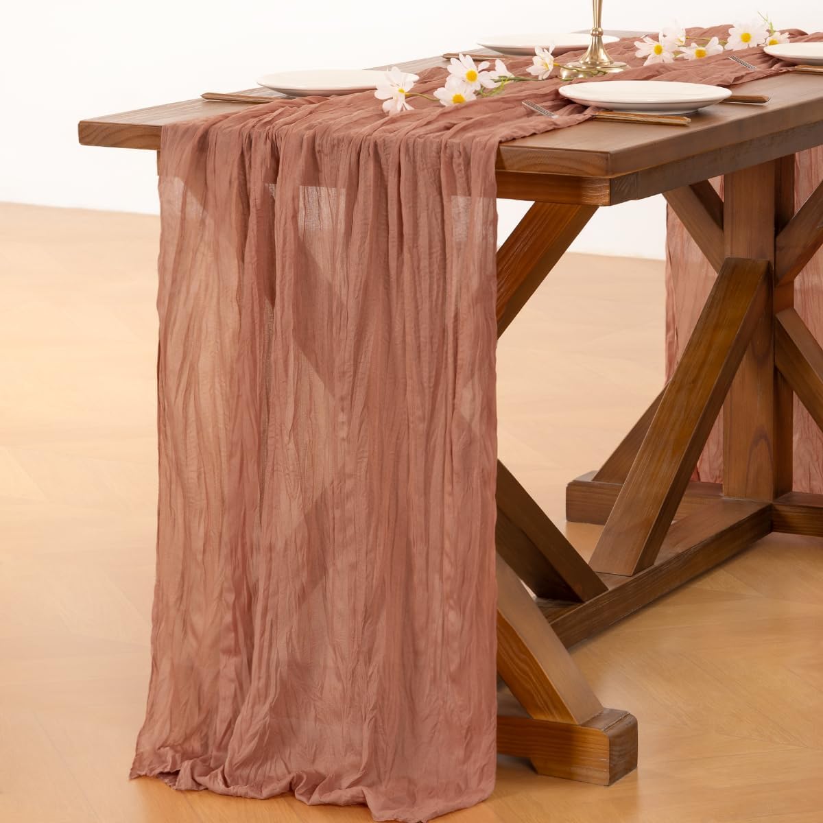 Detalle 2 de Socomi 10pcs Dusty Rose Cheesecloth Table Runner 120in 🏺