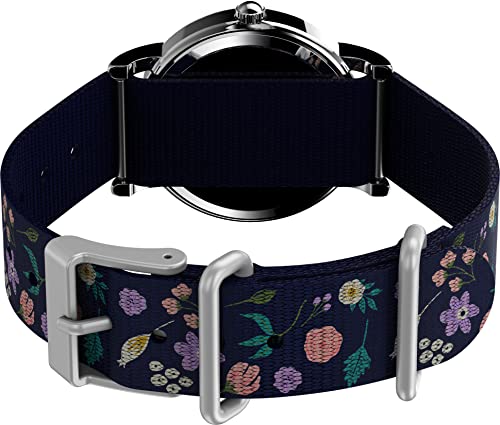 Detalle 2 de Timex Weekender TW2V45900 – Orologio quarzo con quadrante bianco e cinturino floreale blu, 31 mm